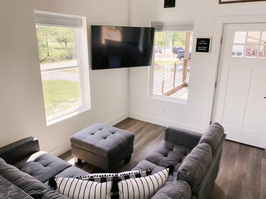 Modern Smoky Mountain Tiny House Lejlighed Pigeon Forge Eksteriør billede