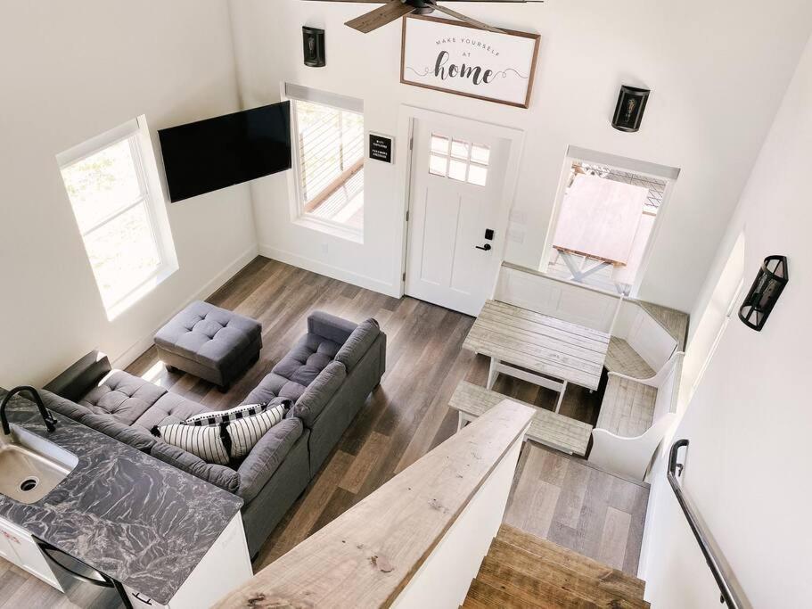 Modern Smoky Mountain Tiny House Lejlighed Pigeon Forge Eksteriør billede